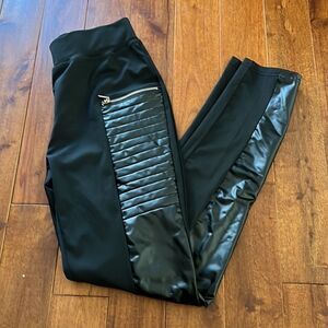 New CBR Motto leggings with faux zipper pockets faux leather super stylish